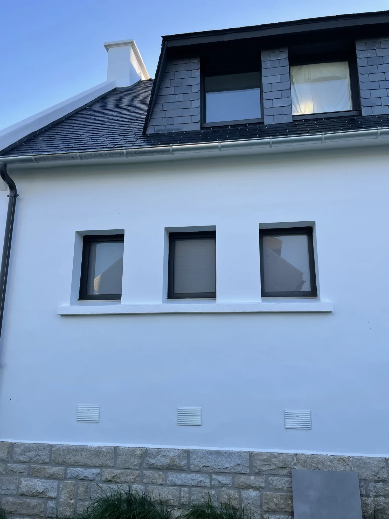 Fenêtre alu vitrage opaque_QUIMPER_PSV MENUISERIES