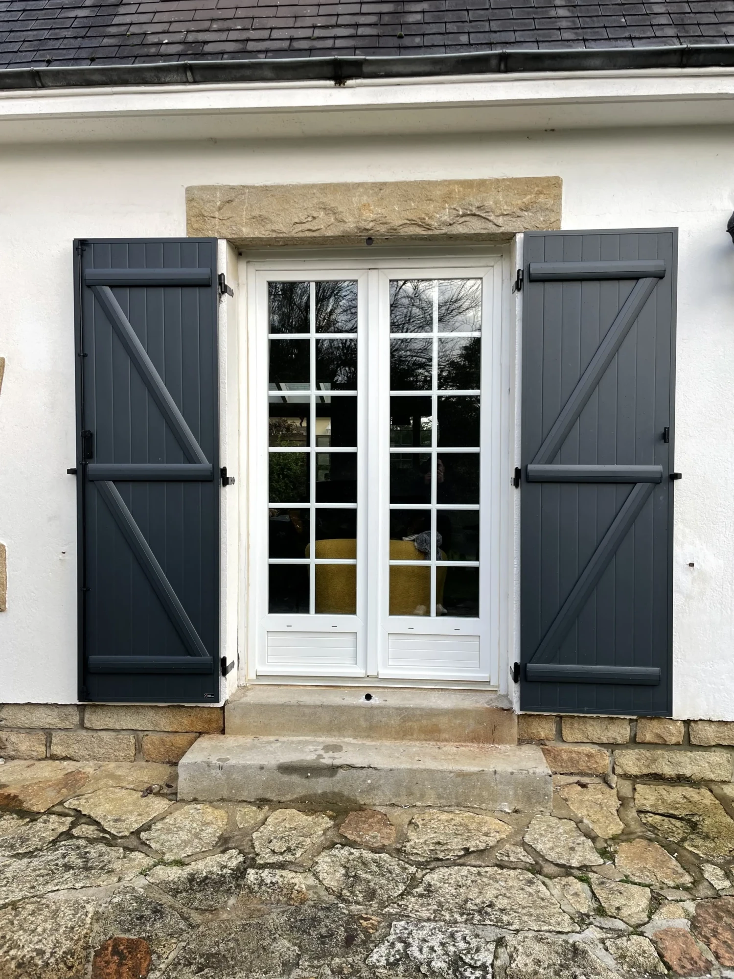 Volet battant aluminium_Pluguffan_PSV MENUISERIES 1