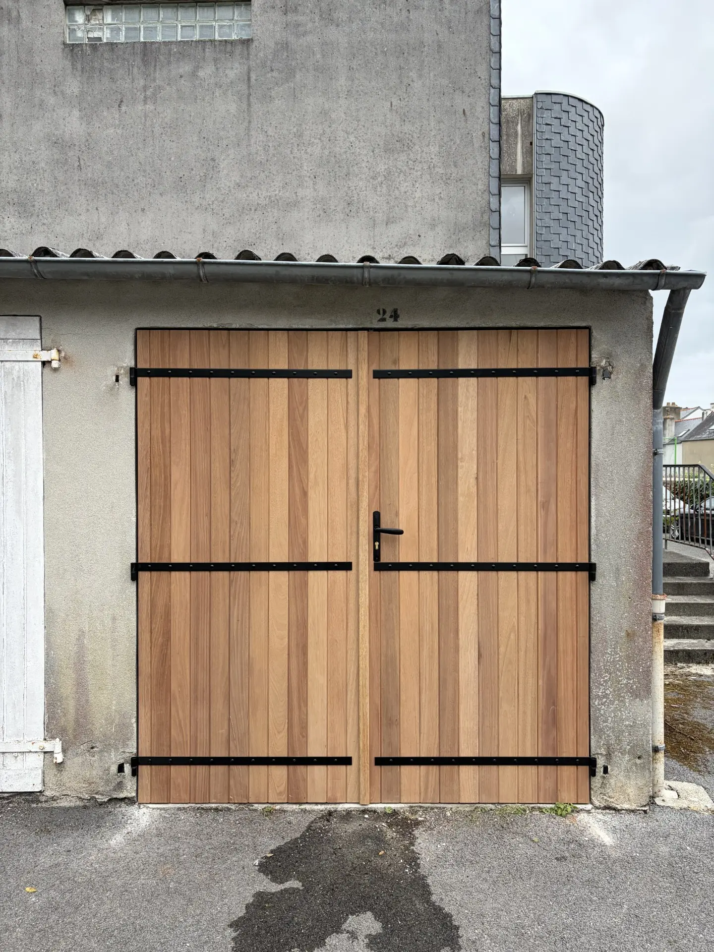 Porte de garage 2 vanteaux bois_QUIMPER_PSV MENUISERIES